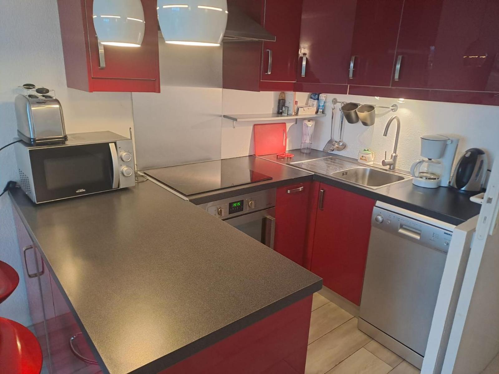 Apartment Gasyan - Golfe De St-tropez - Aves Acces Dans Avec Piscine